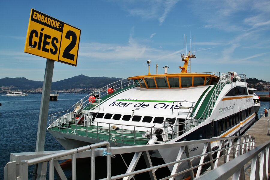 Ferry para as Ilhas cies